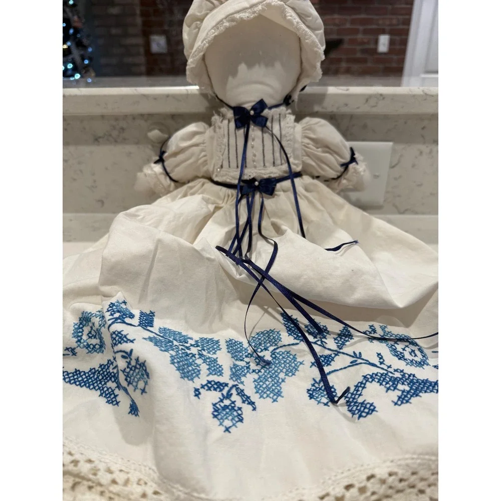 N/A charming vintage